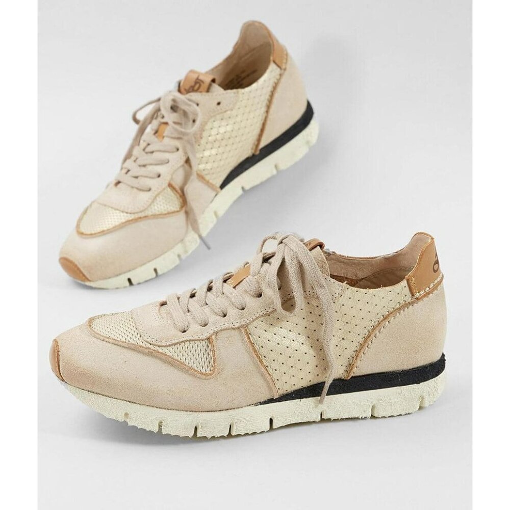 OTBT Snowbird Beige Lace-Up Casual Leather Sneakers Size 6